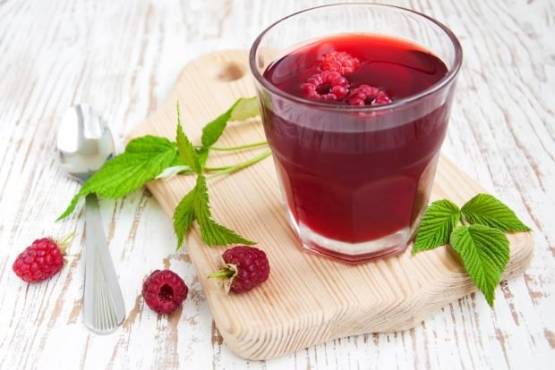Raspberry juice for winter is a simple and delicious recipe, how to cook step by step