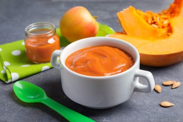 Puree of apples and pumpkins for winter