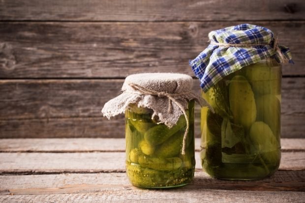 Cucumbers for winter with citric acid 