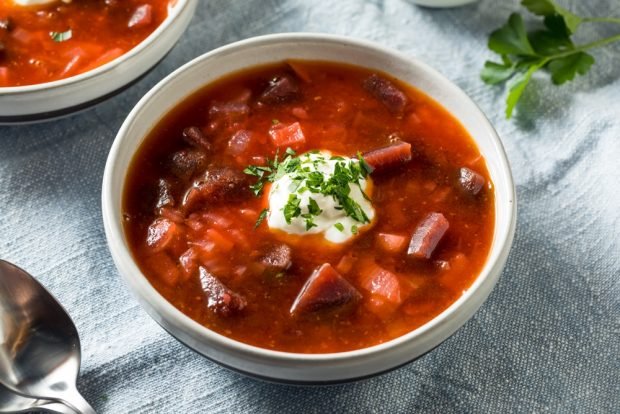 Hearty borscht with bacon