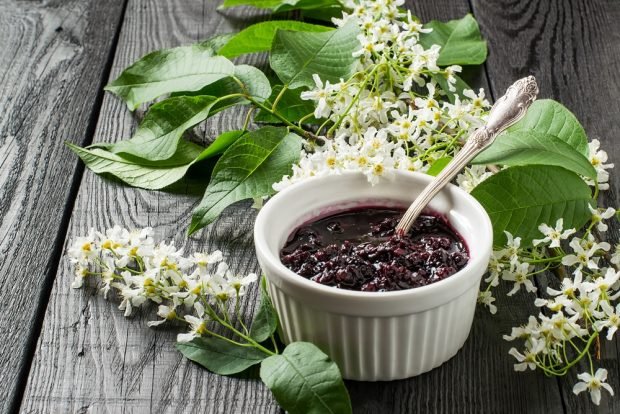 Cherry jam without seeds – a simple and delicious recipe, how to cook step by step