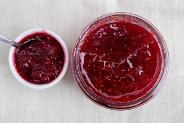 Raspberry jelly without gelatin