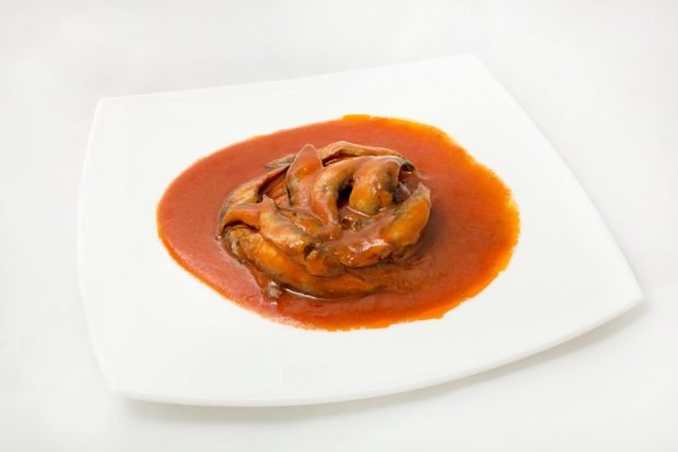 Sprat in tomato for winter 