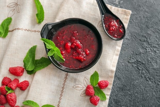 Raspberry jam-five minutes is a simple and delicious recipe, how to cook step by step