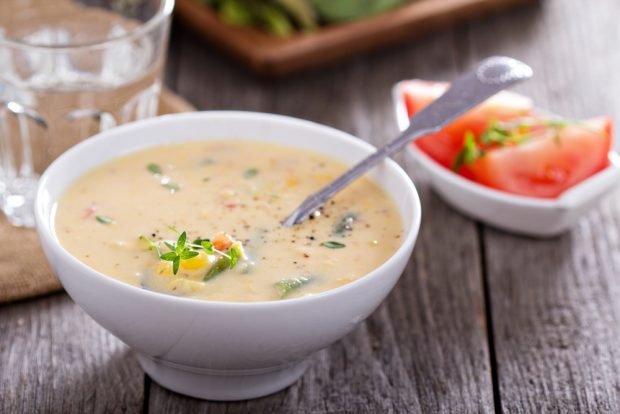 Milk soup with tomatoes 