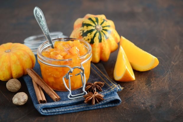 Pumpkin jam with oranges 