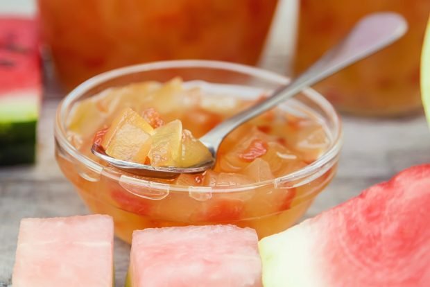 Watermelon peel jam with orange 