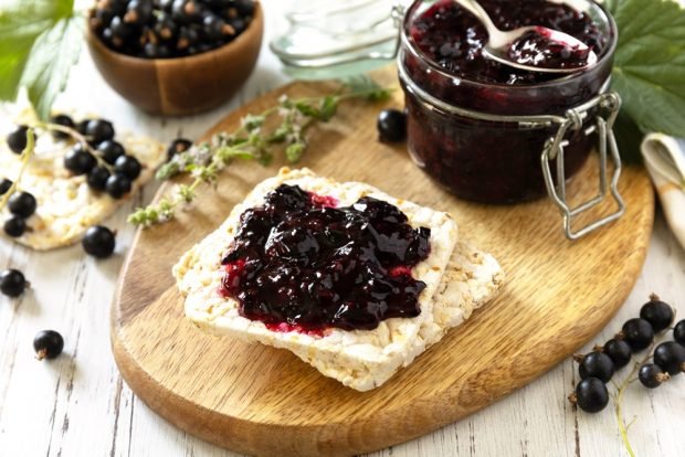 Jam from irga and black currant – a simple and delicious recipe, how to cook step by step