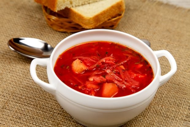 Borscht with tomatoes in its own juice