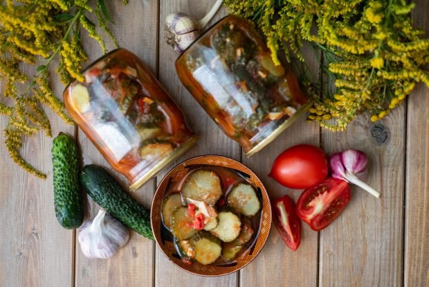 Cucumbers in tomato for winter