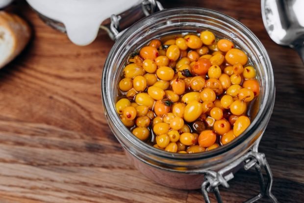 Sea buckthorn compote for winter