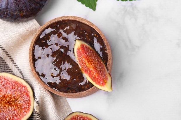 Jam from fresh figs