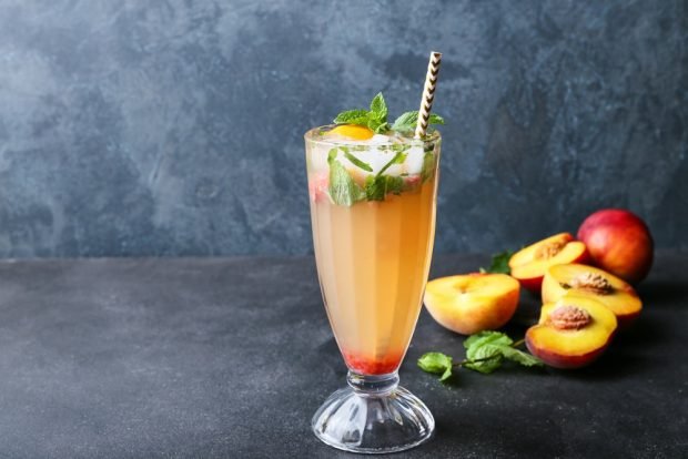 Nectarine mojito for winter is a simple and delicious recipe, how to cook step by step