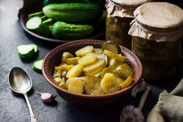 Crispy cucumbers in Finnish for winter