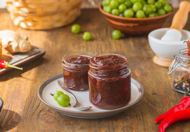 Gooseberry ketchup for winter 