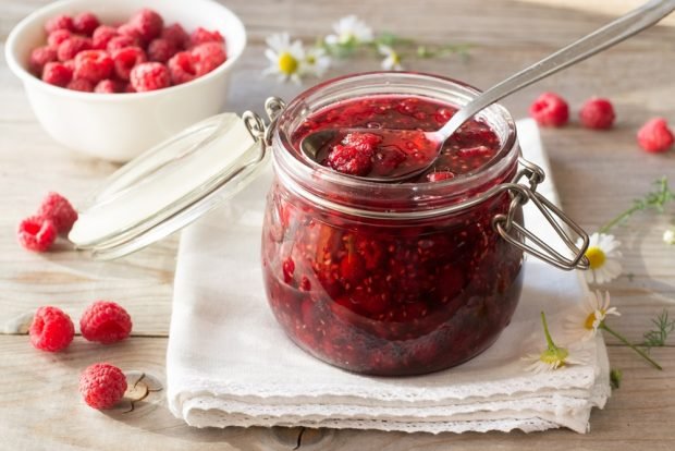 Raspberry jam without sugar 