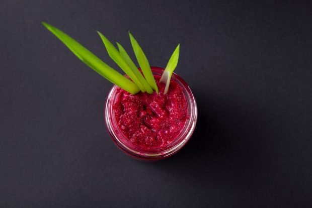 Beet adjika for winter through a meat grinder