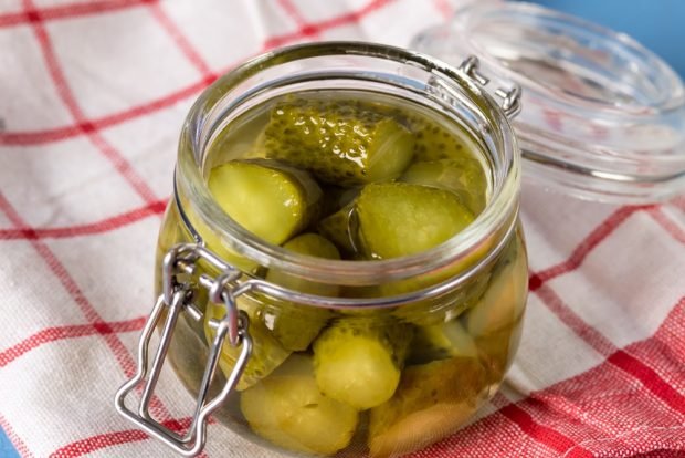 Cucumbers in Jewish for winter