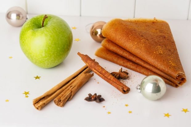 Apple pastille for winter