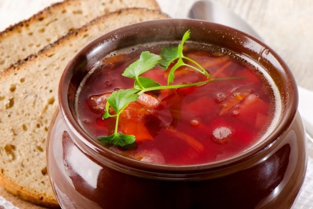 Borscht in pots without frying