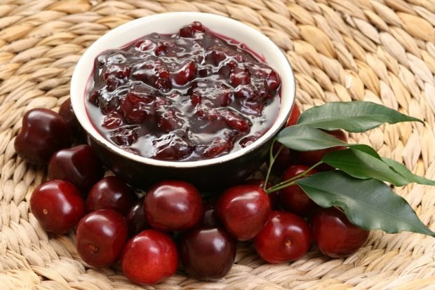 Garden cherry jam with pits 