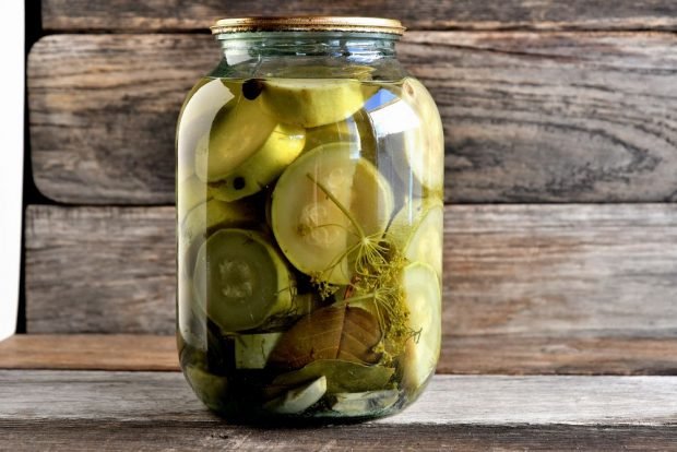 Zucchini like cucumbers for winter