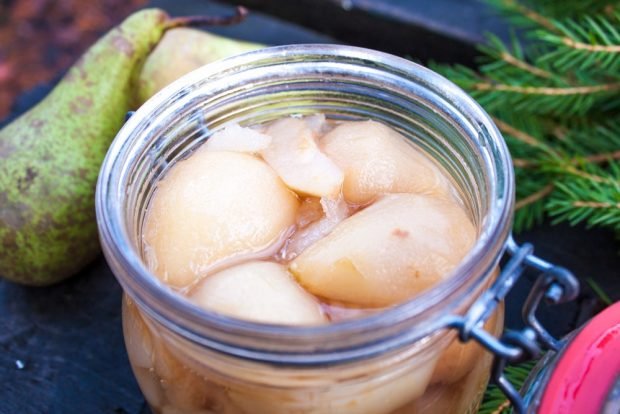 Pear compote with citric acid for winter