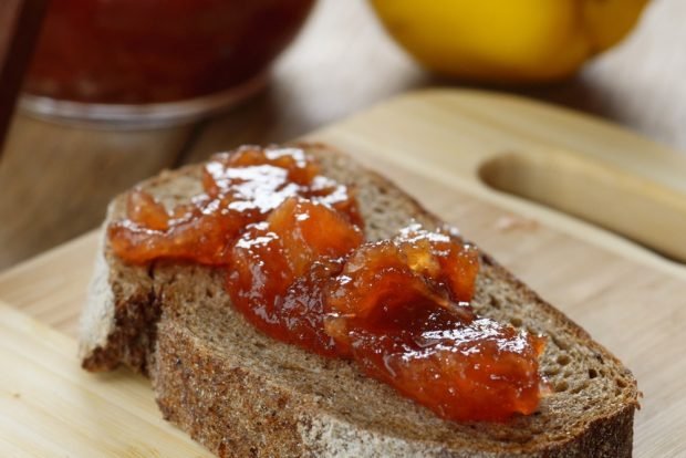 Quince jam through a meat grinder