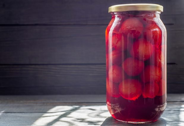 Cherry plum compote for winter