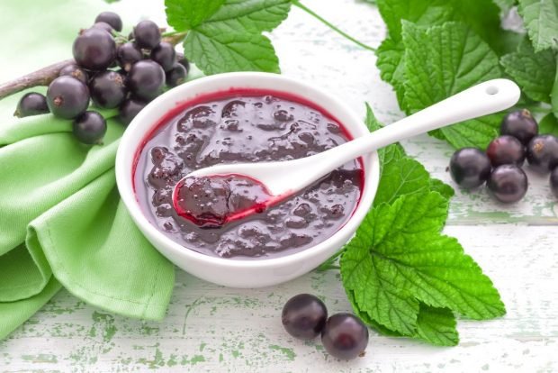 Raw black currant jam is a simple and delicious recipe, how to cook step by step