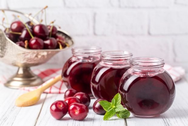 Cherry in syrup for winter – a simple and delicious recipe, how to cook step by step