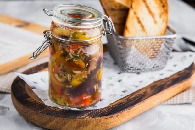 Eggplant salad with tomatoes for winter