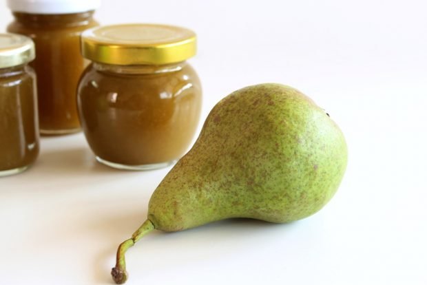 Thick pear jam for pies is a simple and delicious recipe for cooking step by step