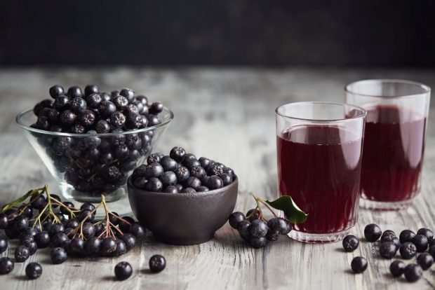 Blueberry juice for winter – a simple and delicious recipe, how to cook step by step