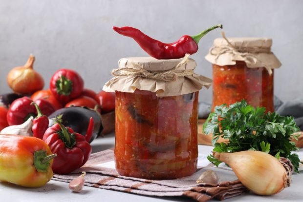 Eggplant with tomatoes in Georgian for winter