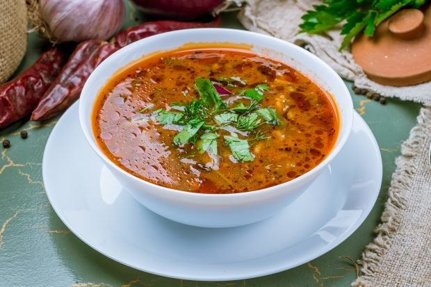 Classic beef kharcho with rice 