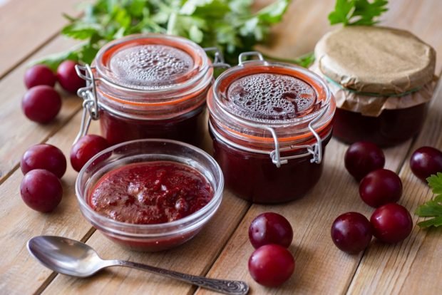 Adjika of plums with herbs and garlic 