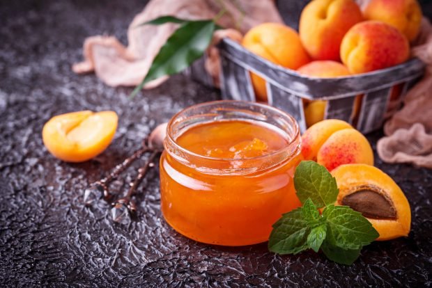 Apricot seedless jam