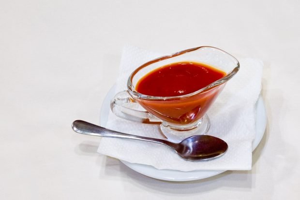 Plum satsebeli sauce for winter