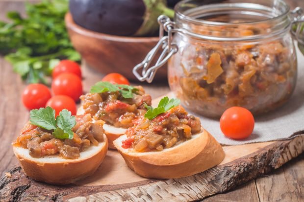 Eggplant caviar for winter 