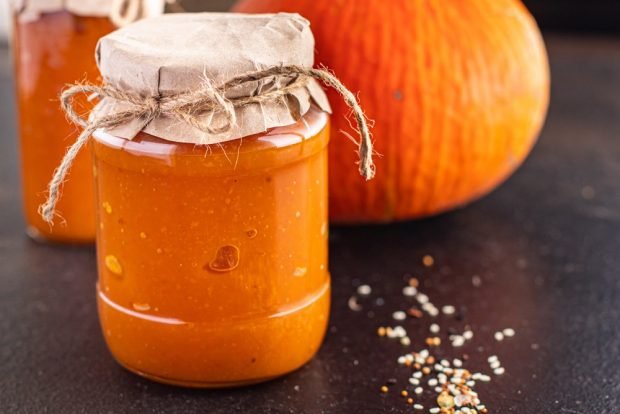 Sweet pumpkin jam for winter