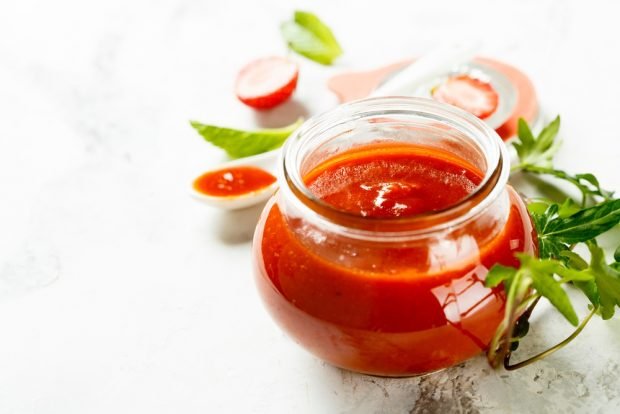 Tomato ketchup with apples, onions and pepper – a simple and delicious recipe, how to cook step by step