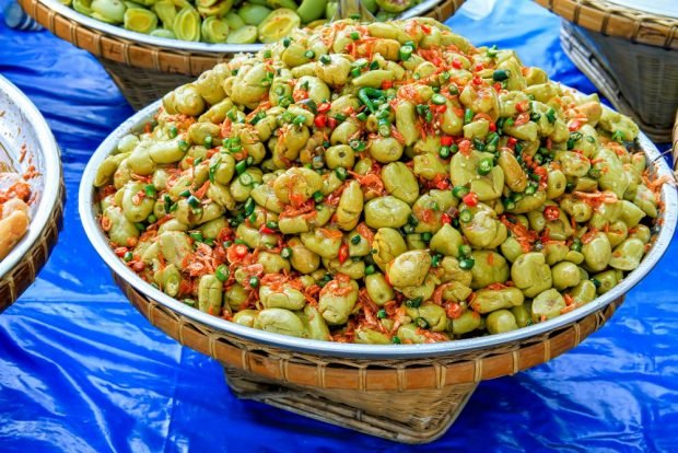 Pickled grapes for winter