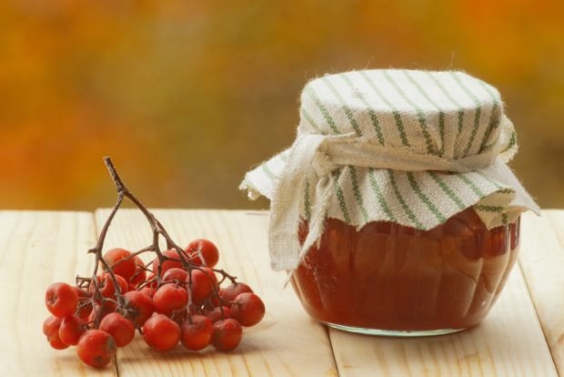 Rowan jam is a simple and delicious recipe, how to cook step by step