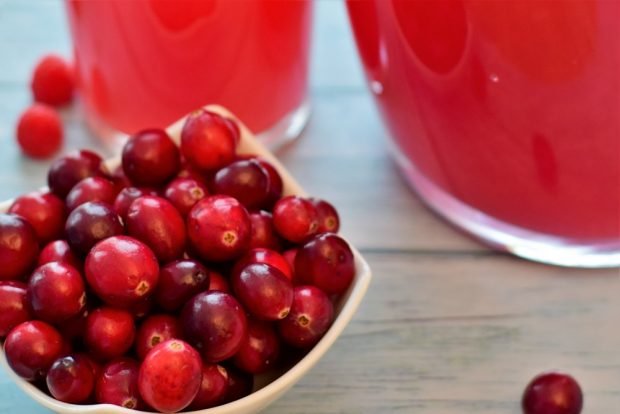 Cranberry compote for winter