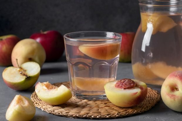 Compote of apples and peaches for winter – a simple and delicious recipe, how to cook step by step