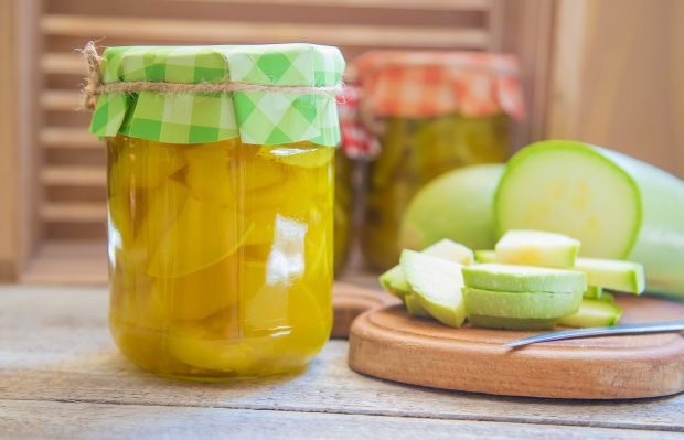 Zucchini like pineapples for winter