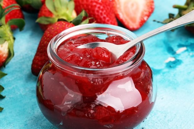 Jam-a five–minute strawberry without sterilization is a simple and delicious recipe, how to cook step by step