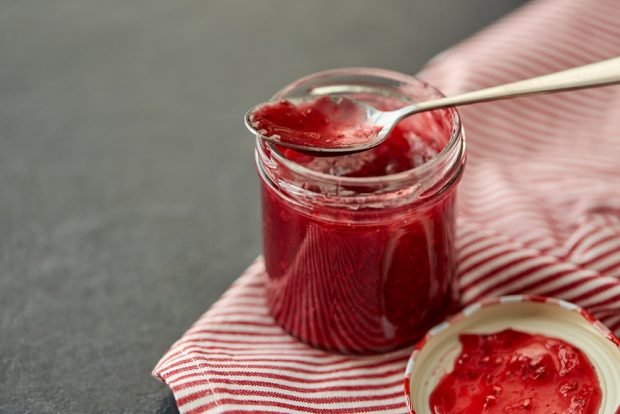 Strawberry and raspberry jam – a simple and delicious recipe, how to cook step by step