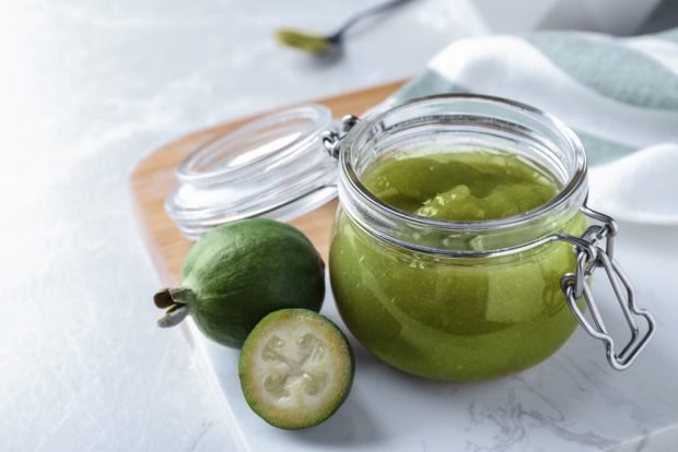 Feijoa jam with lemon – a simple and delicious recipe, how to cook step by step